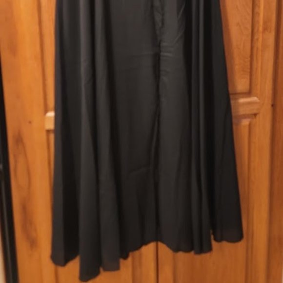 Evening Dress - Picture 3 of 3